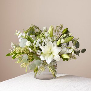 The FTD� Alluring Elegance Bouquet