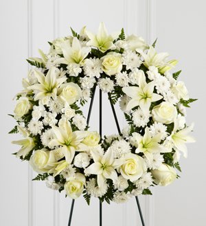 The FTD� Treasured Tribute� Wreath