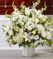 The FTD� Thoughts of Tranquility� Floor Basket