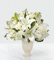 The FTD� Remembrance� Bouquet