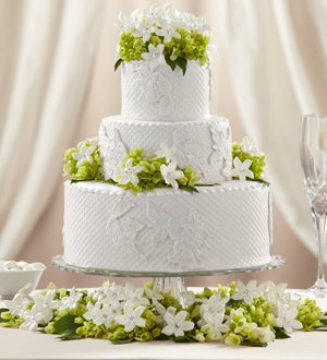 The FTD� Bloom & Blossom� Cake D�cor