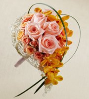 The FTD� Peach Waterfall� Bouquet