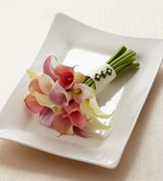 The FTD� Calla Lily Promise� Bouquet