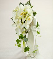 The FTD� White Chapel� Bouquet