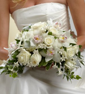 The FTD� White on White� Bouquet